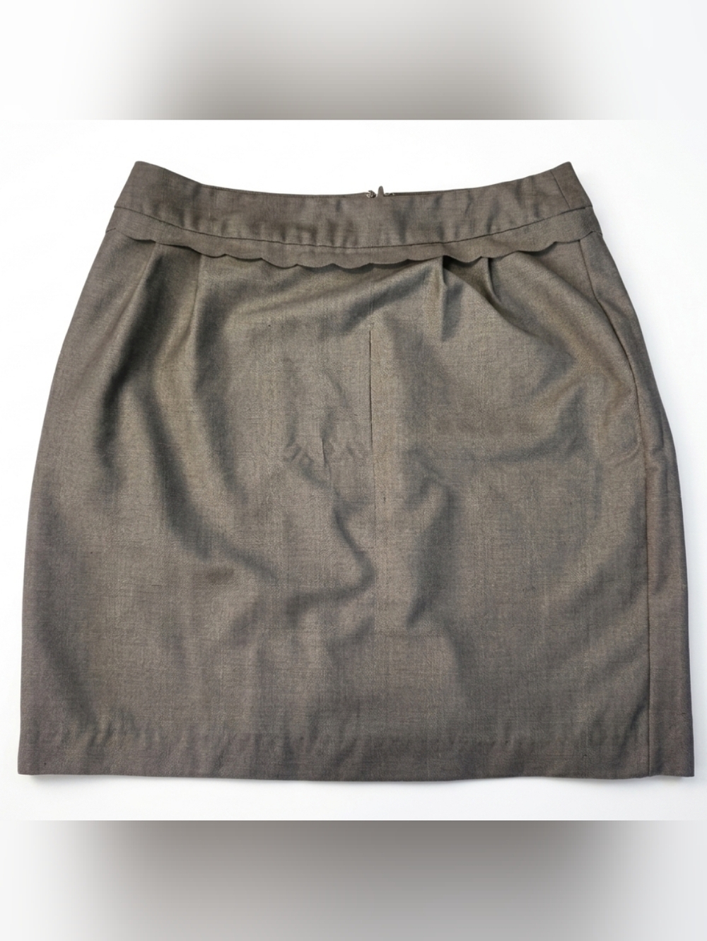 DownEast Size 8Classic Scallop Waist Pencil Skirt in Taupe